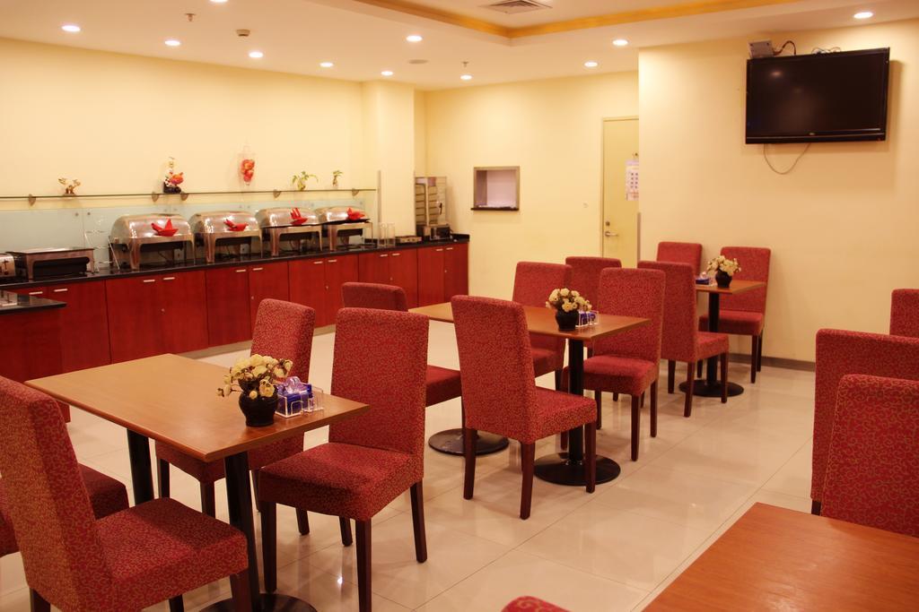 Hanting Hotel Shanghai South Railway Station Luoxiang Road Branch Exteriér fotografie